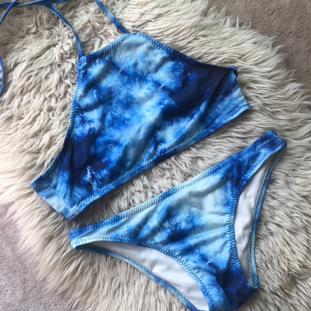⚡️4 for $25!⚡️ Zaful Tie Dye Ocean Blue Halter Bikini